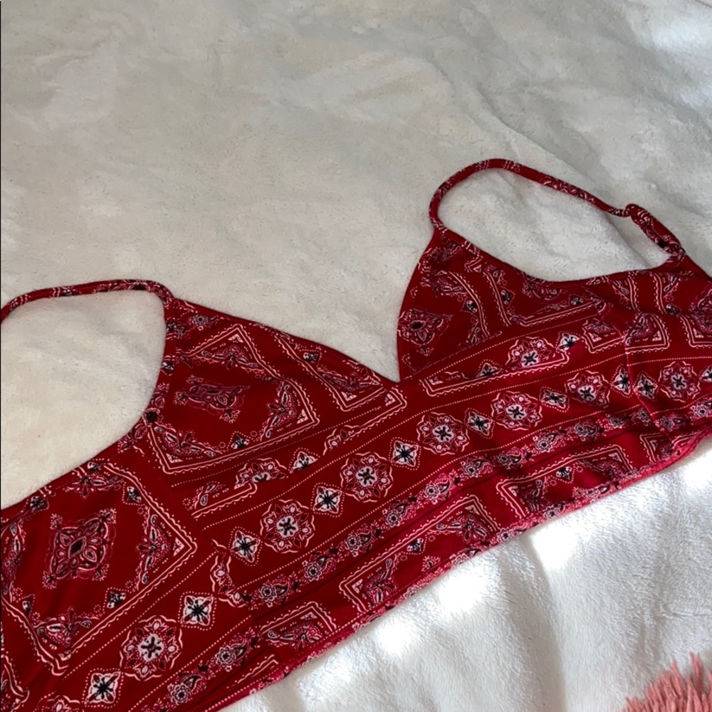 Crop top - Picture 3 of 3